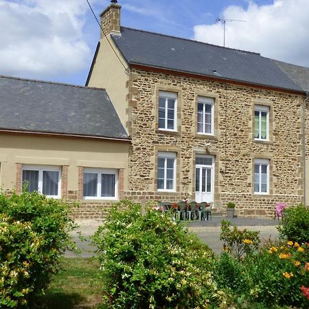 Chambres " Orchidees " Saint-Denis-de-Gastines Zewnętrze zdjęcie