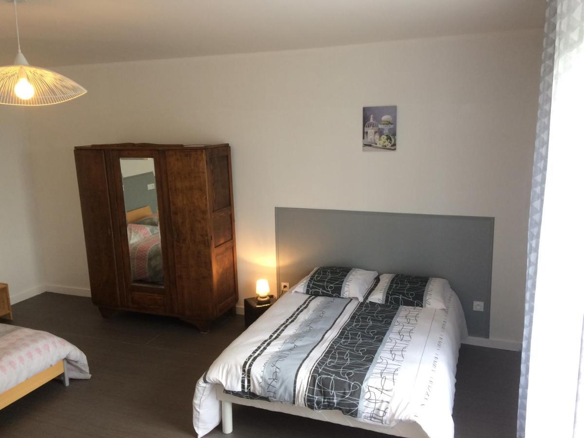 Chambres " Orchidees " Saint-Denis-de-Gastines Zewnętrze zdjęcie