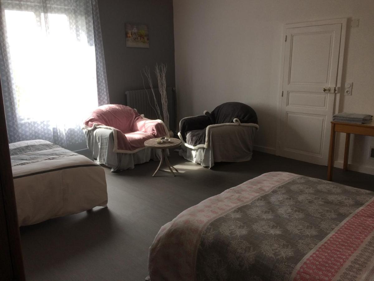 Chambres " Orchidees " Saint-Denis-de-Gastines Zewnętrze zdjęcie